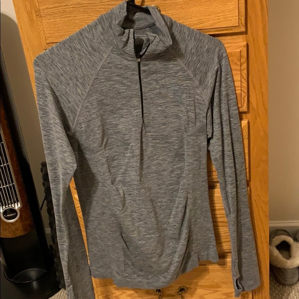 VSX quarter zip
